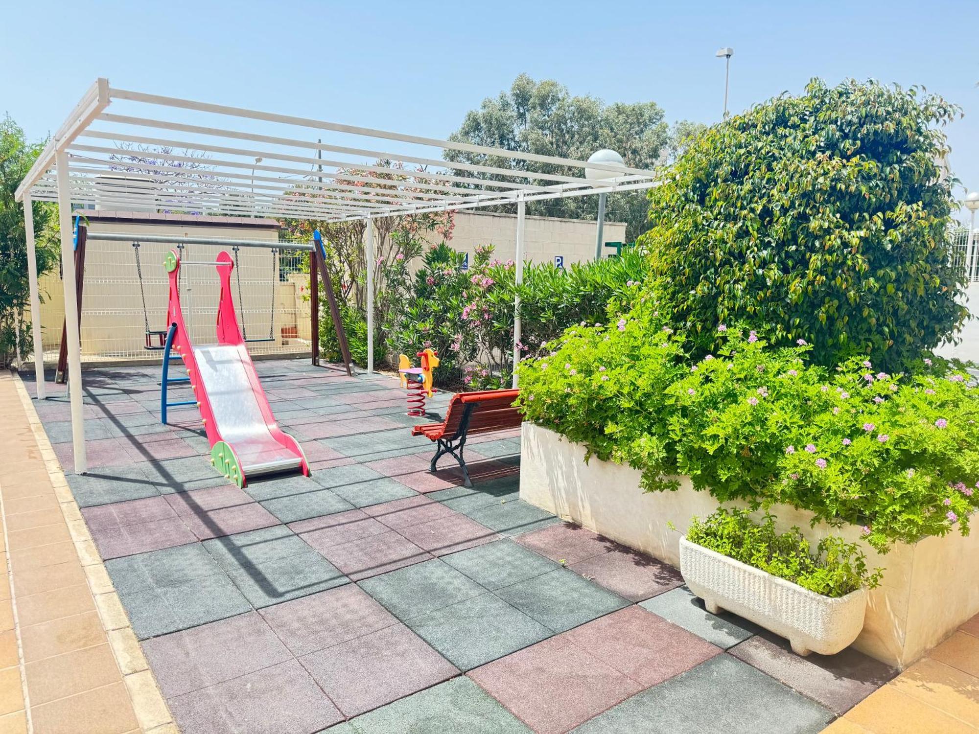 Estudio Con Piscina Аликанте Екстериор снимка